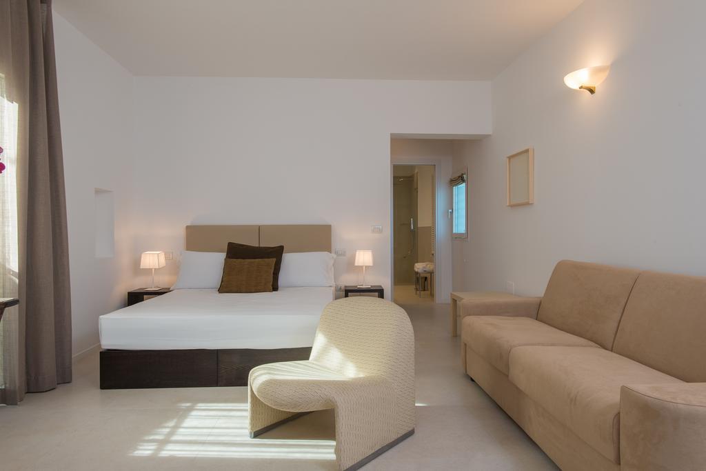 Le Bifore Charming House Lecce Exterior foto